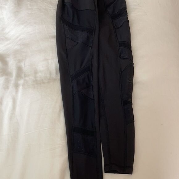 RARE Lululemon Just Breathe Pants in black Mesh! - Picture 4 of 8